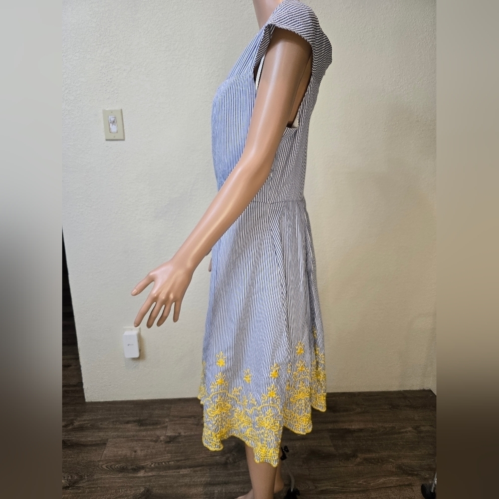 Nicole Miller Dress Womens 12 Blue White Striped Sailor Pleats Yellow Embroidery - Picture 6 of 9